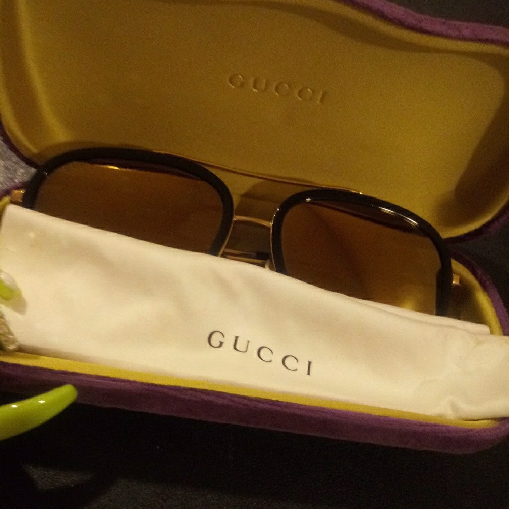 Gucci gold lens aviator sunglasses
